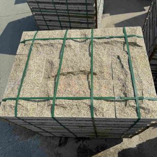 江门 黄金麻花岗岩石材自然面蘑菇石成品