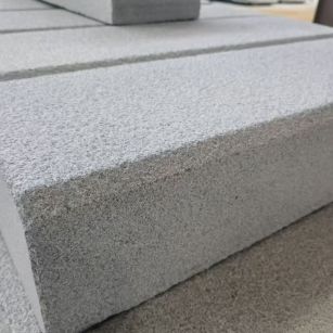 江门 芝麻灰荔枝面路沿石