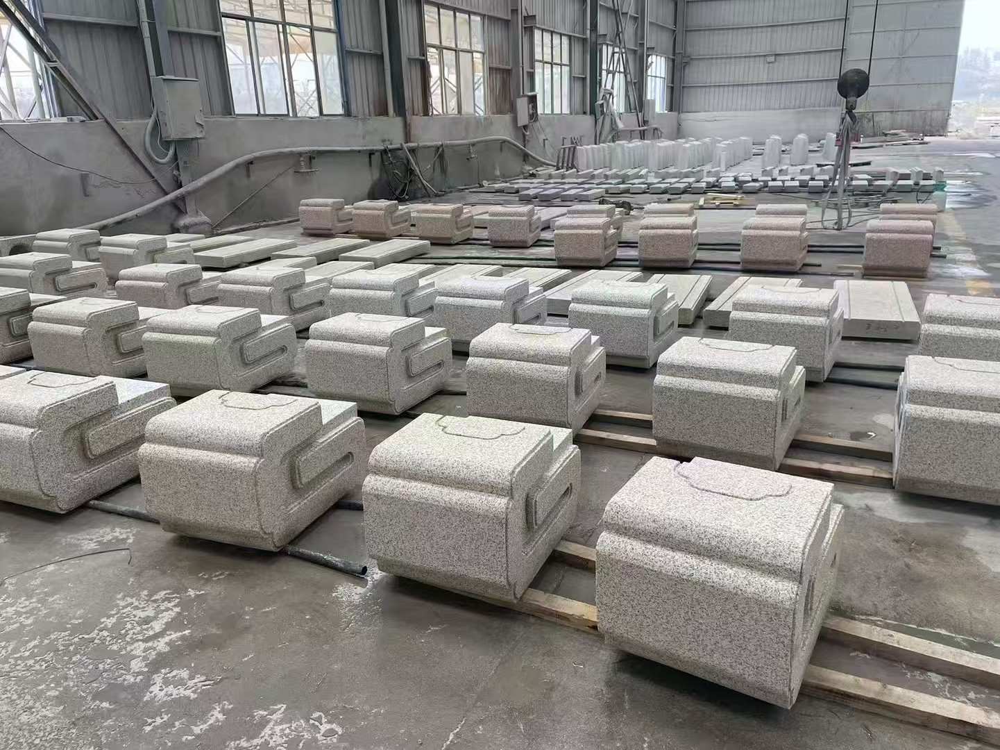 江门 白麻花岗岩异形加工-石凳，坐凳