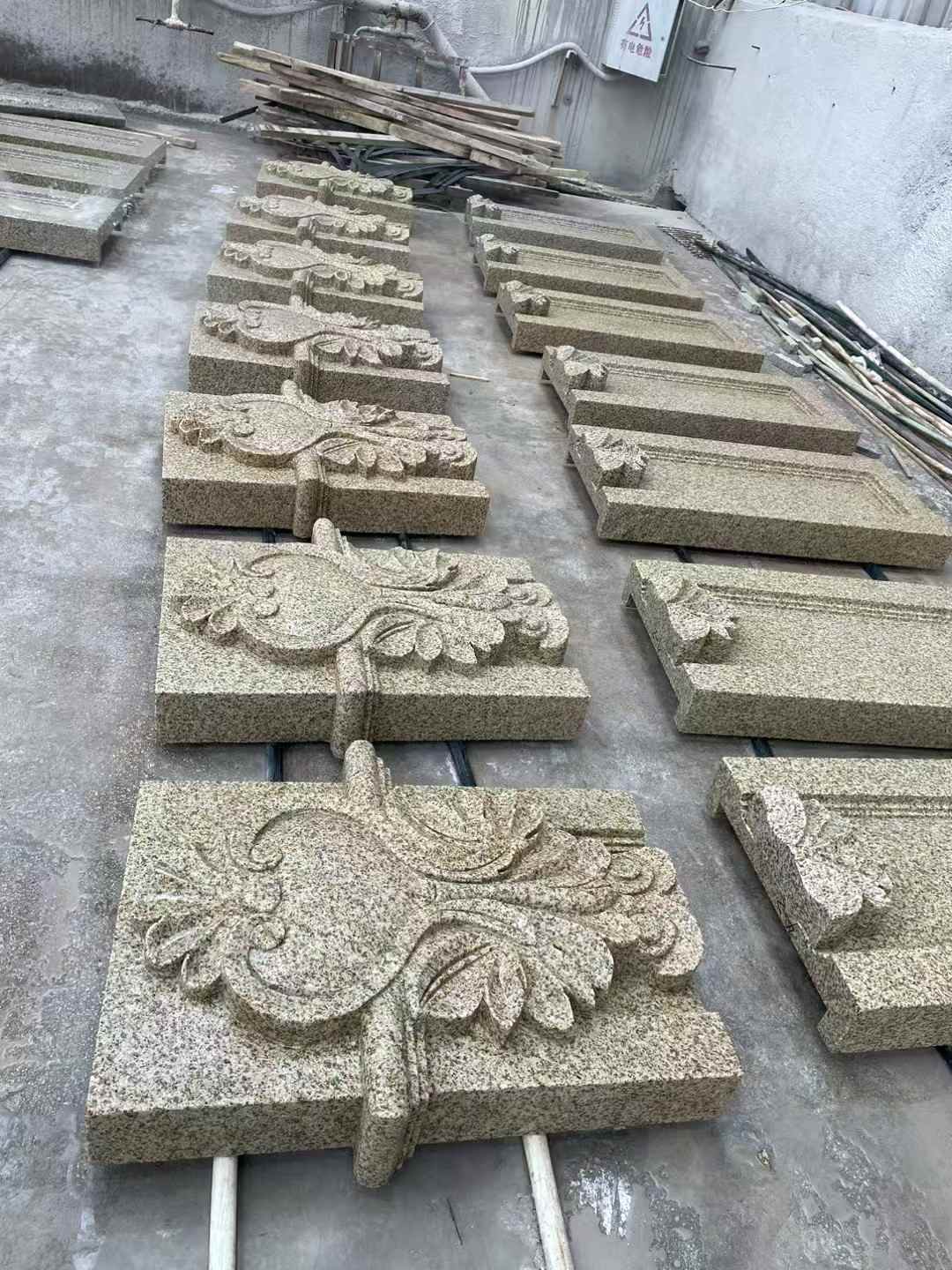 江门 黄金麻花岗岩别墅外墙雕刻板