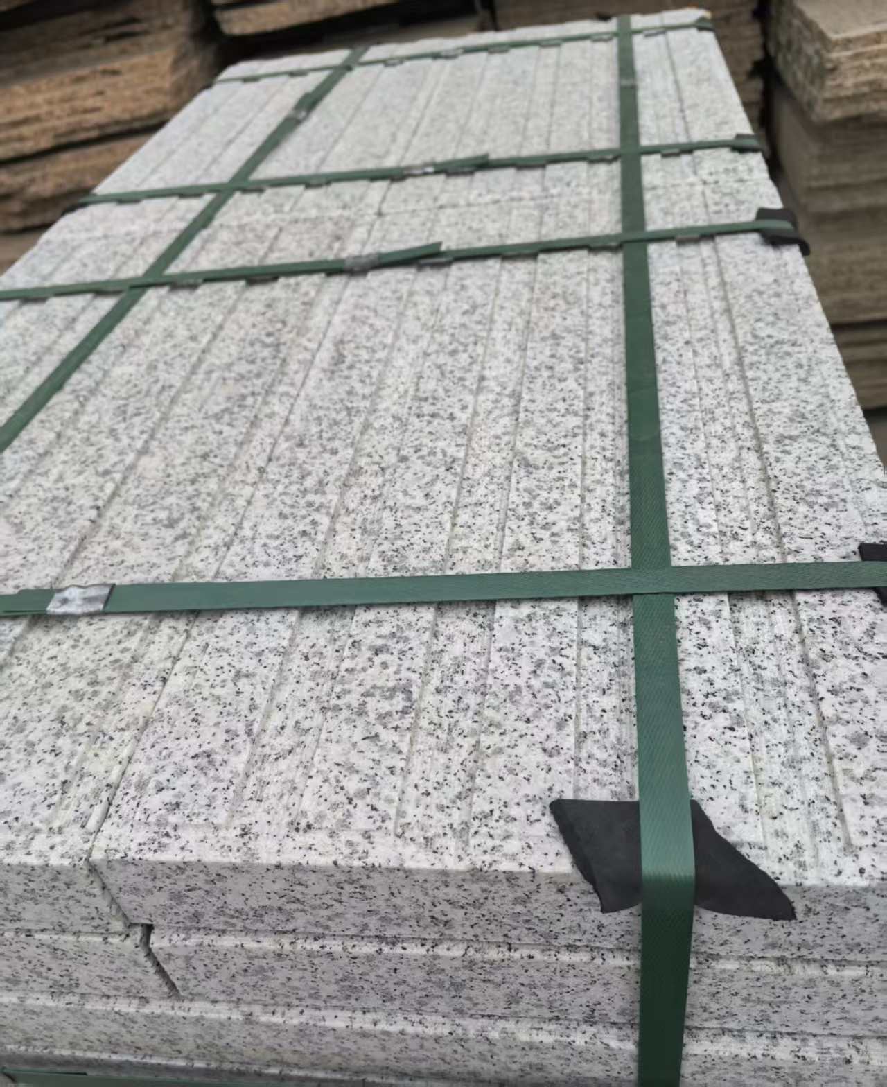 江门 白麻花岗岩直行盲道石，盲条，地铺石