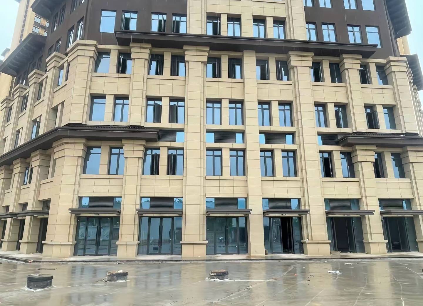 江门 黄金麻花岗岩荔枝面小区外墙干挂