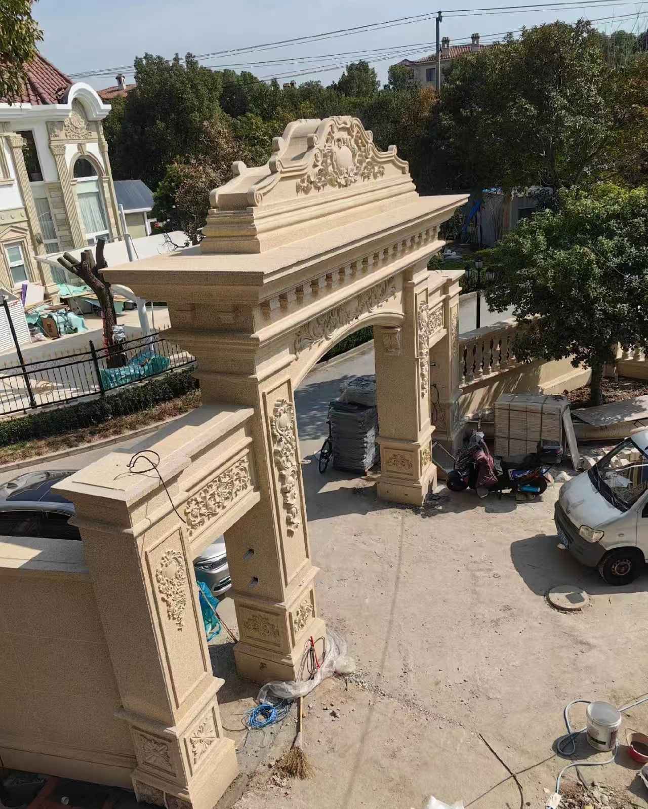 江门 黄金麻荔枝面花岗岩别墅门楼