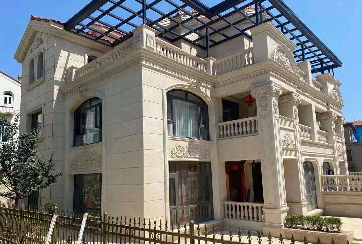 江门 黄金麻花岗岩荔枝面别墅外墙干挂