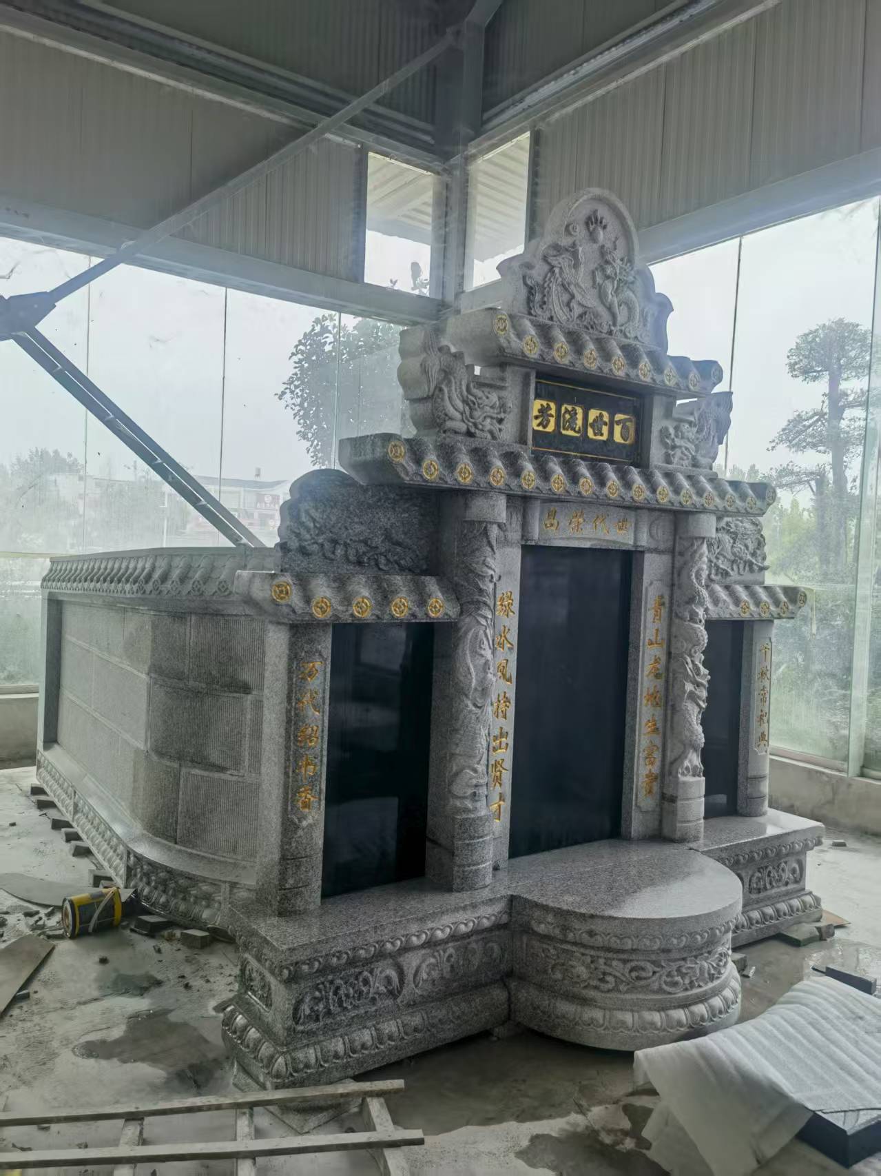 江门 芝麻白墓碑效果展示图