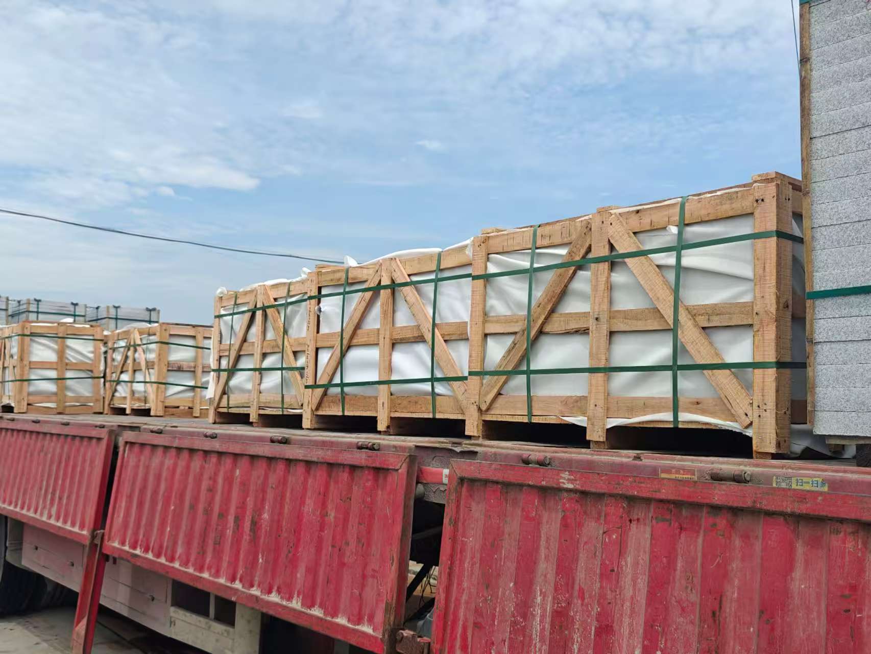 江门 芝麻白花岗岩地铺石出口专车-泰国游